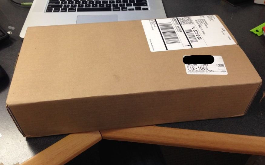 Doi Romani Au Reusit Sa Si Cumpere Legal Ochelarii Google Glass Desi Nu Erau Oficial La Vanzare Cum Au