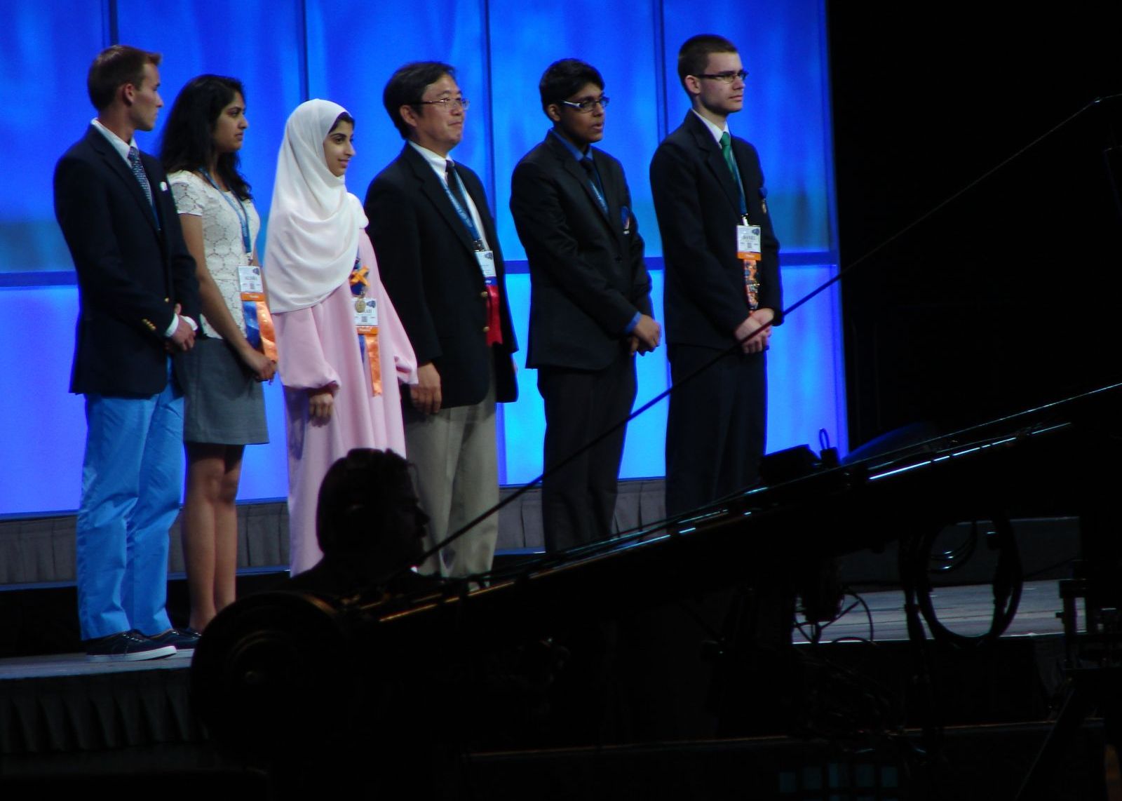 Premiul Special Pentru Romania La Intel Isef Cel Mai Mare Concurs De Stiinta Si Inginerie Din Lume Pentru