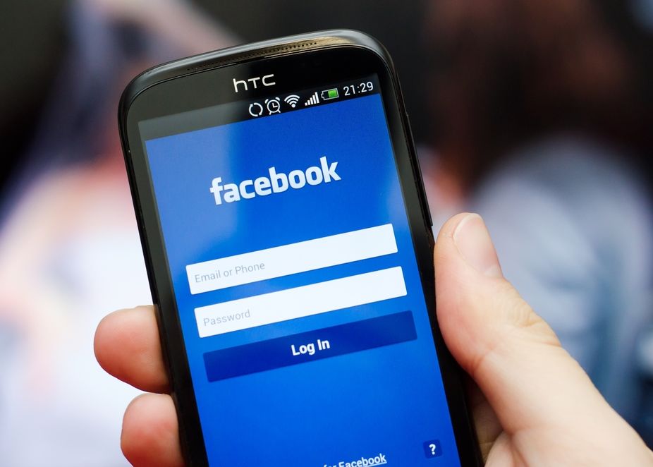 Aplicatia de Android a Facebook consuma cu 50% mai putine date Aplicatia De Android A Facebook Consuma Cu 50 Mai Putine Date