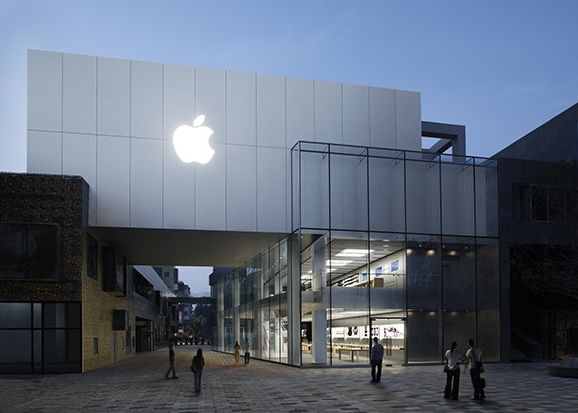 Apple incepe productia celui mai mare iPhone luna viitoare. Cand ajunge la distribuitori iPhone 6 Apple Incepe Productia Celui Mai Mare Iphone Luna Viitoare Cand Vor Ajunge La Distribuitori Cele Doua