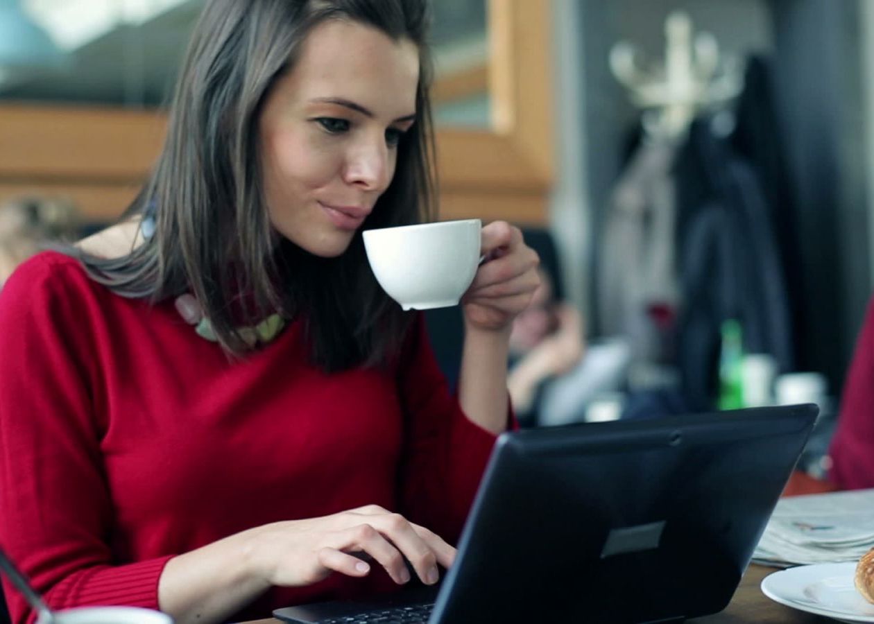 Vrei Wi-Fi la terasa sau cartela preplatita de telefon? Trebuie sa scoti buletinul Vrei Wi Fi La Terasa Sau Cartela Preplatita De Telefon Trebuie Sa Scoti Buletinul