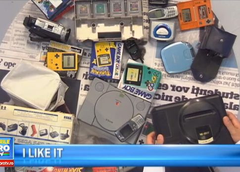 Ilikeit Jucariile Electronice Din Secolul Trecut O Camera Plina De Tehnologie Face Mai Putin Decat Un