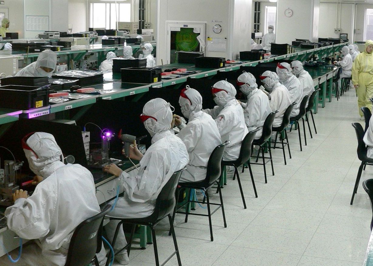 Samsung descopera ca un furnizor folosea copii pentru munca. Ce decizie ia gigantul Samsung Descopera Ca Un Furnizor Folosea Copii Pentru Munca Ce Decizie Ia Gigantul