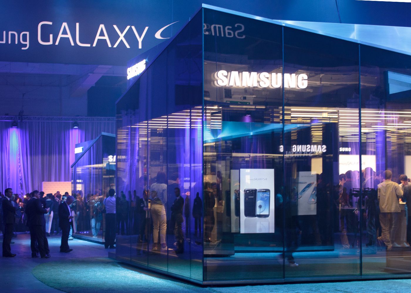 Samsung Lanseaza Galaxy Apps Un Magazin De Aplicatii Cu 3 Categorii