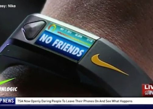 Cel mai amuzant gadget: Nike a inventat dispozitivul care iti spune de cine fugi Cel Mai Amuzant Gadget Nike A Inventat Dispozitivul Care Iti Spune De Cine Fugi