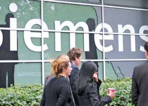 Siemens A Investit 4 5 Mil Euro Intr Un Centru De Cercetare Si Dezvoltare Software La Clul