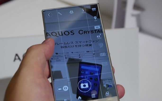 Telefonul Cu Cea Mai Subtire Rama Sharp Aquos Crystal Se Lanseaza In America