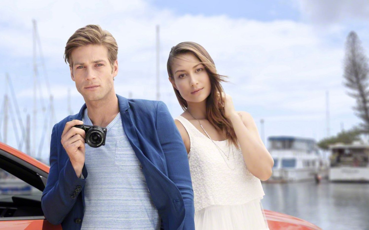 Sony Alpha 5100 Cel Mai Mic Aparat Foto Cu Obiective Interschimbabile S A Lansat