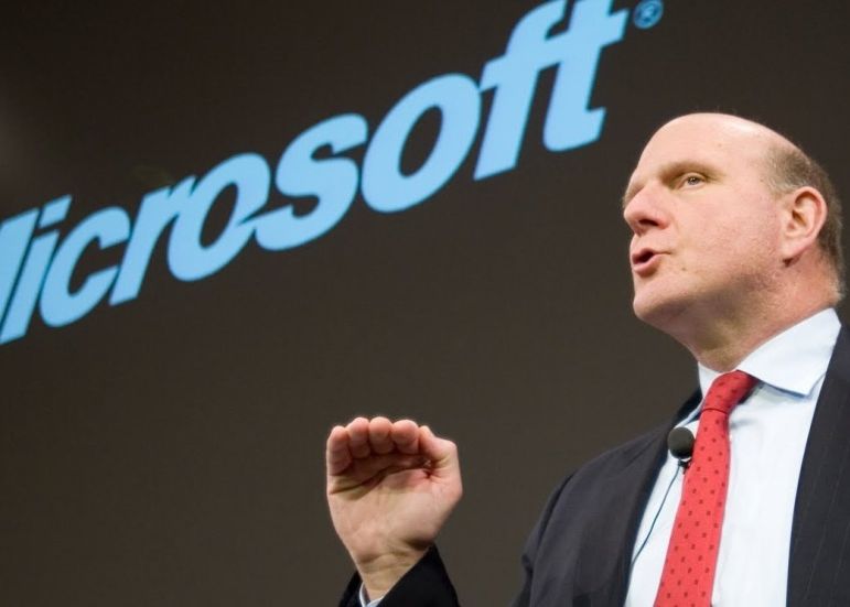 Sfarsitul Unei Ere Steve Ballmer A Plecat De La Conducerea Microsoft Dupa 34 De Ani In Companie Care A