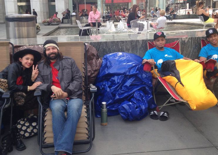 Iphone 6 Americanii Stau Deja La Coada Desi Mai E O Saptamana Pana La Lansare