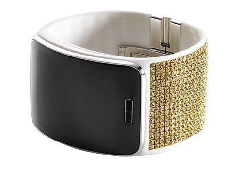 Fitele S Au Intalnit Cu Tehnologia La Ifa Berlin 2014 Cum Arata Smartphone Ul Si Televizorul Cu Cristale