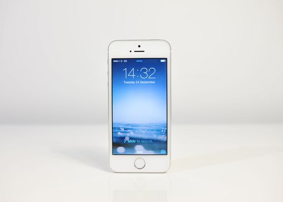 Cat de mult se ieftinesc iPhone-urile vechi dupa ce se lanseaza un model nou Cat De Mult Se Ieftinesc Iphone Urile Vechi Inainte Dupa Ce Se Lanseaza Un Model Nou