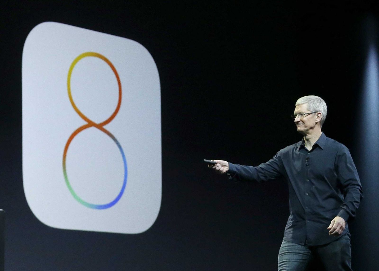Aproape jumatate din utilizatorii de iPhone si iPad au trecut deja la iOS 8 Aproape Jumatate Din Utilizatorii De Iphone Si Ipad Au Trecut Deja La Ios 8