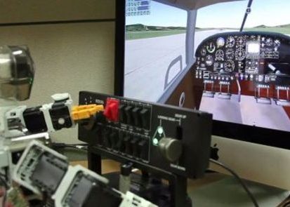 Acesta e pilotul automat 2.0! In curand, ar putea inlocui cu succes oamenii la mansa avioanelor Acesta E Pilotul Automat 2 0 In Curand Ar Putea Inlocui Cu Succes Oamenii La Mansa Avioanelor