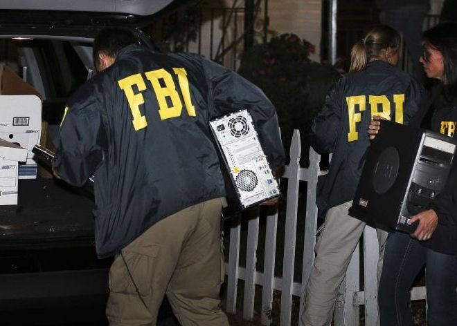 Un fost sef de la FBI avertizeaza: Apple si Google vor provoca moartea oamenilor Un Fost Sef De La Fbi Avertizeaza Apple Si Google Vor Provoca Moartea Oamenilor