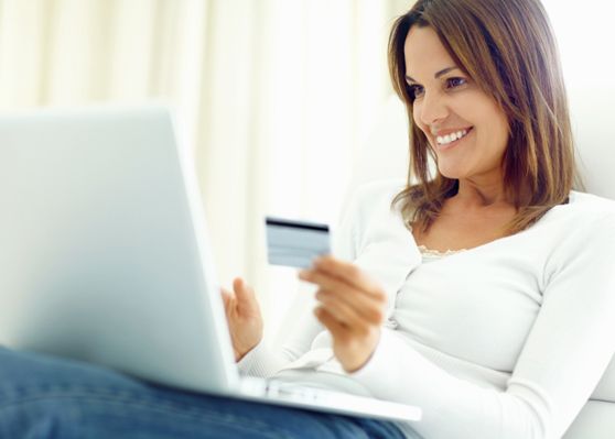 Bucurestenii, la mare distanta de restul romanilor la tranzactiile online cu cardul Bucurestenii La Mare Distanta De Restul Romanilor La Tranzactiile Online Cu Cardul