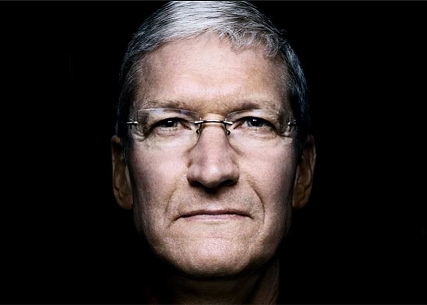 Seful Apple a recunoscut public ca este homosexual: Sunt mandru de asta, e un dar Seful Apple A Recunoscut Public Ca Este Homosexual Sunt Mandru De Asta E Un Dar