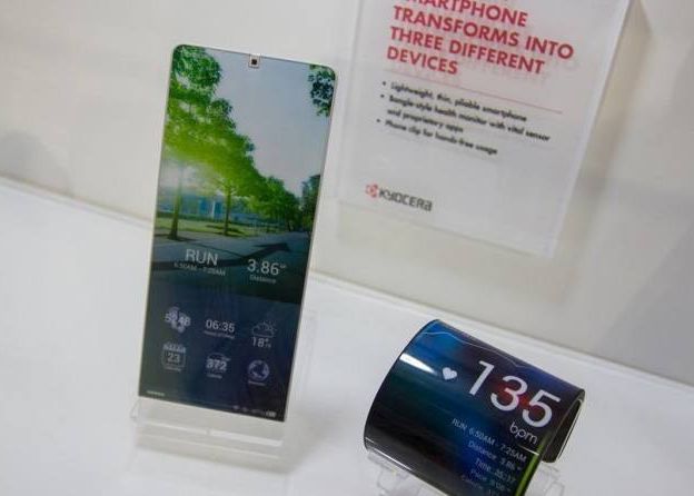 Spectaculos Acesta Este Telefonul Care Isi Schimba Forma