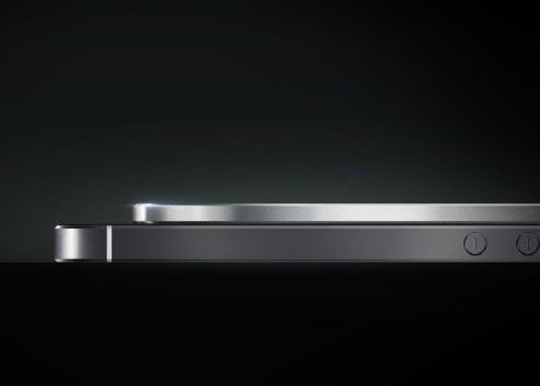 Telefonul Mobil De 3 8mm Grosime O Companie Da Lovitura