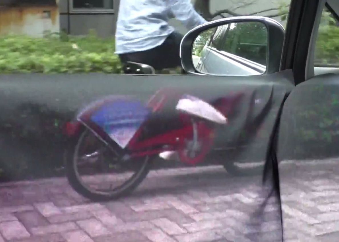 Cercetatorii Japonezi Au Inventat Masina Transparenta Cum Poti Vedea Totul In Jurul Tau Cand Esti In Masina