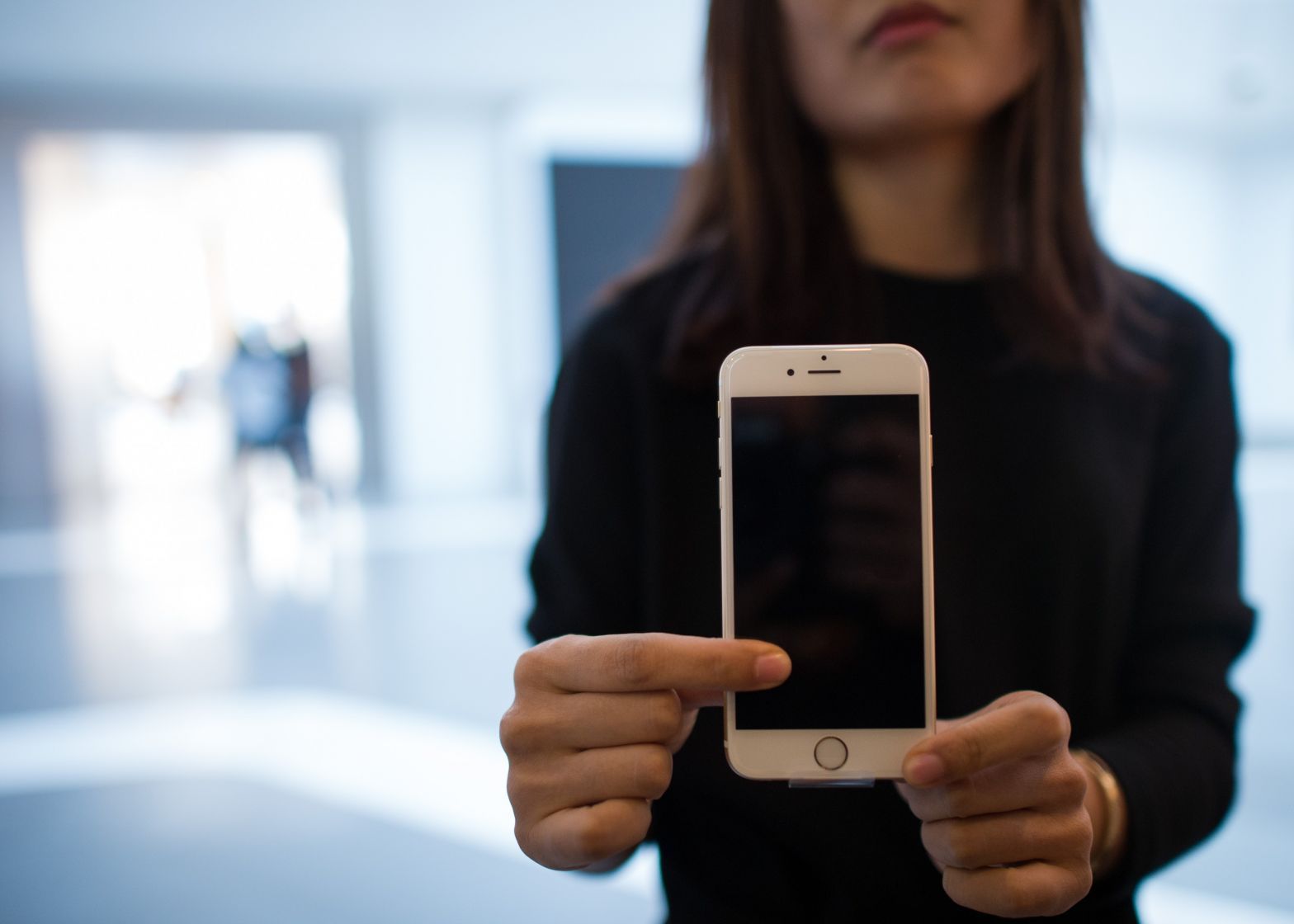 Fara Precedent Ipad Si Iphone Vor Fi Interzise De La 1 Ianuarie 2015