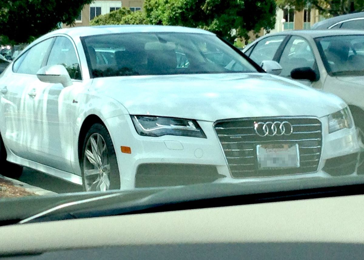 Audi A7 Ce Masini De Lux Se Afla In Parcarea Celor De La Facebook
