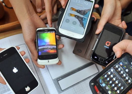 Black Friday 2014 Reduceri La Telefoane Cu Touchscreen Telefoane Qwerty Tablete Si Accesorii