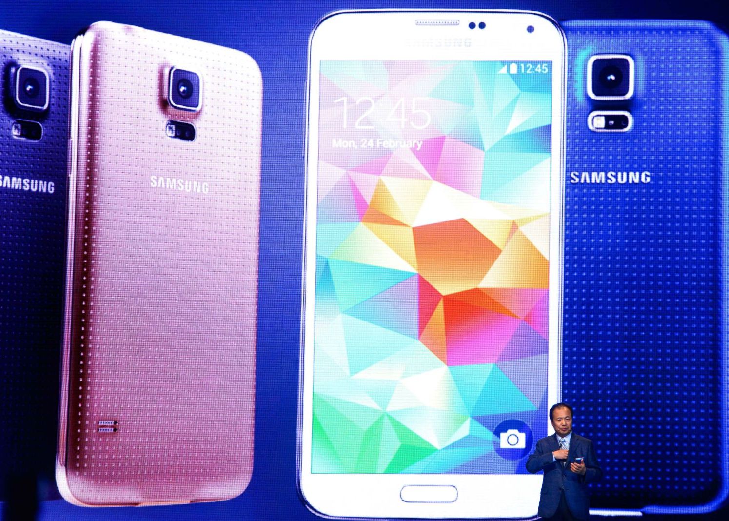 10 stiri pe care trebuie sa le stii saptamana aceasta: cutremur la Samsung! Seful diviziei de telefonie va fi dat afara! 10 Stiri Pe Care Trebuie Sa Le Stii Astazi Cutremur La Samsung Seful Divizie De Telefonie Va Fi Dat Afara