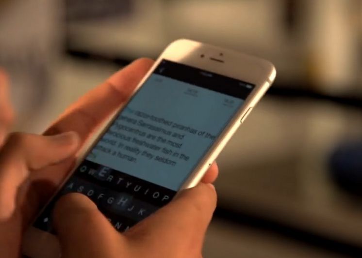 A Luat Telefonul Si A Batut Un Record Mondial Ce A Putut Sa Scrie In Doar 17 Secunde