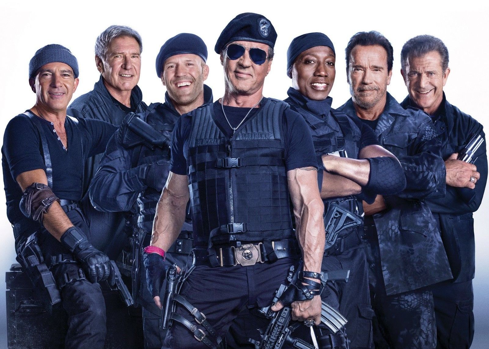 Politia A Arestat 2 Barbati Responsabili Pentru Aparitia Filmului The Expendables 3 Pe Internet