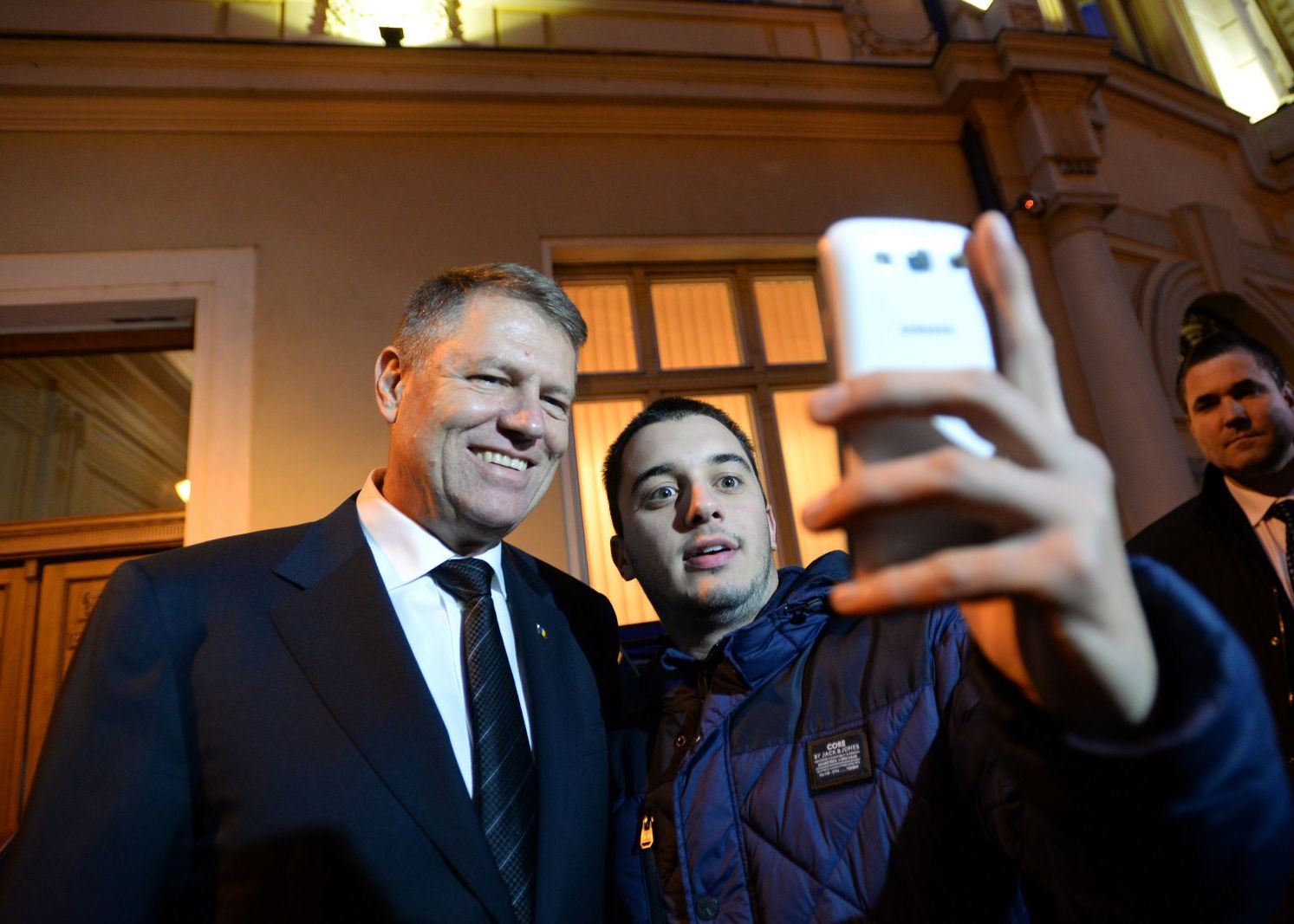 Studiu Ires Generatia Facebook Si Convergenta Media Au Dus La Victoria Lui Klaus Iohannis