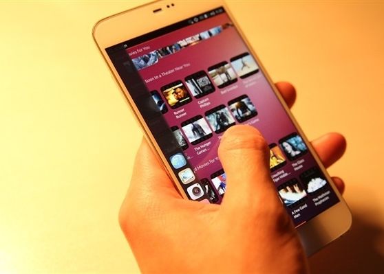 Un Telefon Cu Ubuntu Se Va Lansa La Inceputul Lui 2015