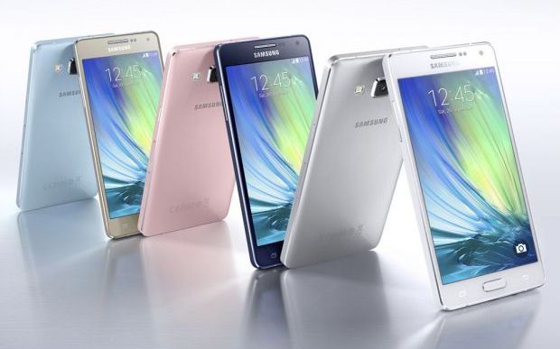 Samsung Ar Putea Renunta La Fel Mai Frumos Telefon Al Sau Din Februarie