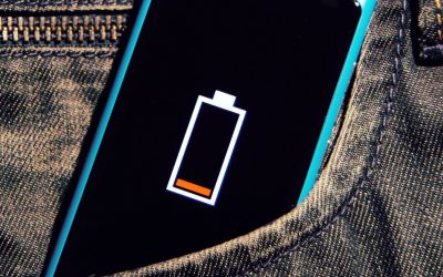 Cum iti incarci telefonul de la o distanta de 6m de priza, fara sa ai cablu