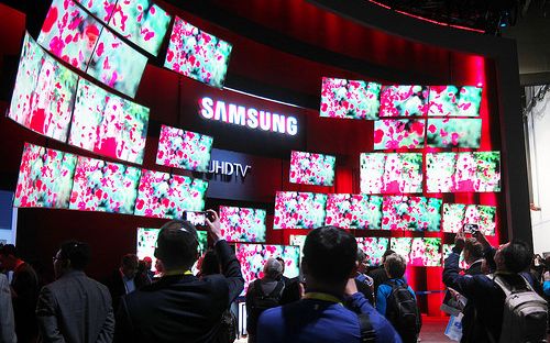 Samsung Electronics A Primit 80 De Premii La Ces 2015