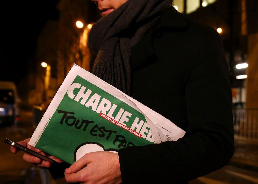 Revista Charlie Hebdo A Lansat O Aplicatie Pentru Smartphone Uri