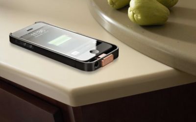 Lasi telefonul pe masa si il iei incarcat complet! Tehnologia care te scapa de multe batai de cap