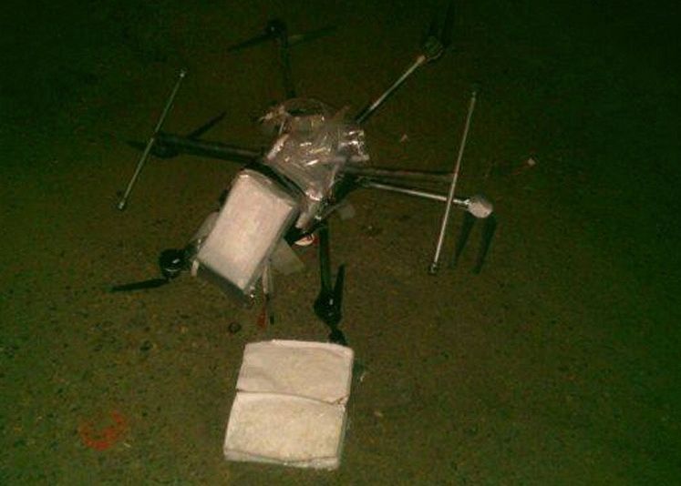 Au Gasit O Drona Prabusita Si S Au Uitat Sa Vada Ce Se Ascunde In Ea Politia A Fost Chemata De Urgenta