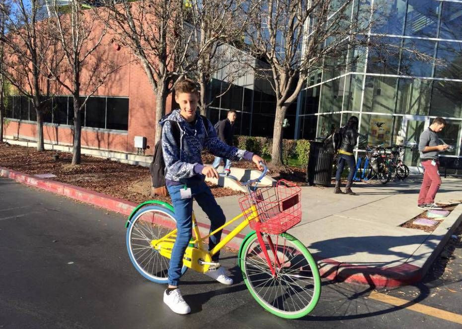 El E Baiatul Care A Inventat Una Dintre Cele Mai Populare Aplicatii Ma Plictiseam La Scoala Sigur Te Ai