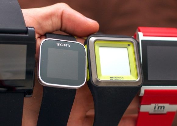 Lovitura Pentru Posesorii De Smartwatch Uri Vor Fi Interzise