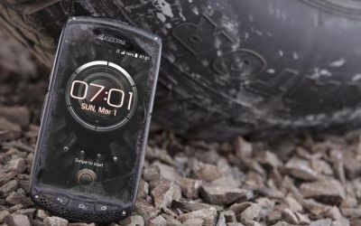 Telefonul care rezista la cele mai extreme teste vine si in Romania! Ce poate face smartphone-ul pe care il poti uita si in congelator