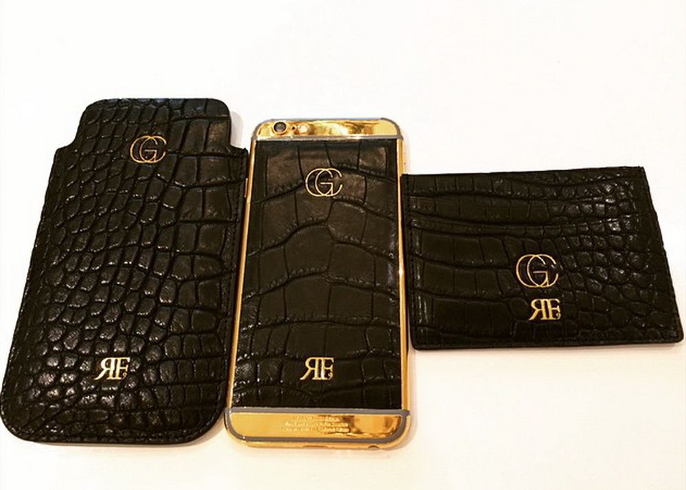 Jucatorul lui Man United, Radamel Falcao, si-a placat iPhone-ul cu aur de 24 de karate Jucatorul Lui Man United Radamel Falcao Si A Placat Iphone Ul Cu Aur De 24 De Karate