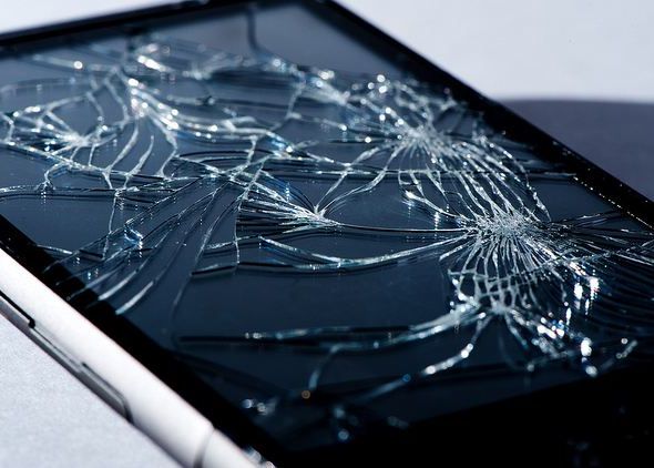 10 Stiri Pe Care Trebuie Sa Le Stii In Aceasta Saptamana Ce Sa Faci Daca Ti Se Sparge Ecranul Telefonului