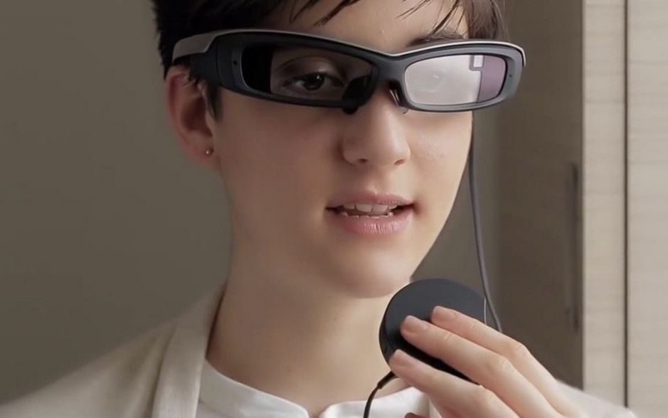Sony Lanseaza Smarteyeglass Alternativa La Google Glass Cat Costa Si Ce Fac