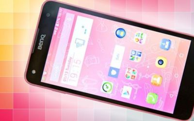 Un alt telefon de top va fi lansat in 2 saptamani! Va avea o camera pentru super-selfie-uri! Se bate cu HTC M9 si Galaxy S6?