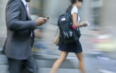 Dezvaluirea alarmanta facuta abia acum! Nimeni nu stia ce se intampla cand faci asta cu telefonul