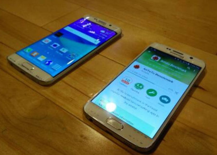 Prima Poza Oficiala Cu Samsung Galaxy S6 Si S6 Edge Imaginea Aparuta In Aceasta Dimineata