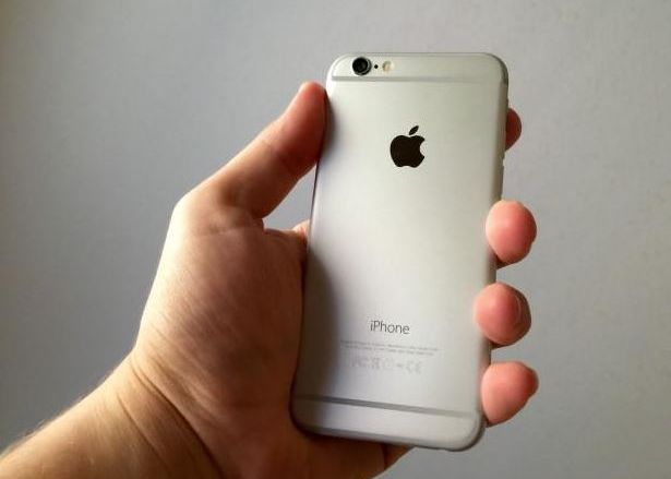 Prima mutare a celor de la Apple dupa lansarea smartwatch-ului! Ce se intampla cu cei care au iPhone Prima Mutare A Celor De La Apple Dupa Lansarea Smartwatch Ului Ce Se Intampla Cu Cei Care Au Iphone