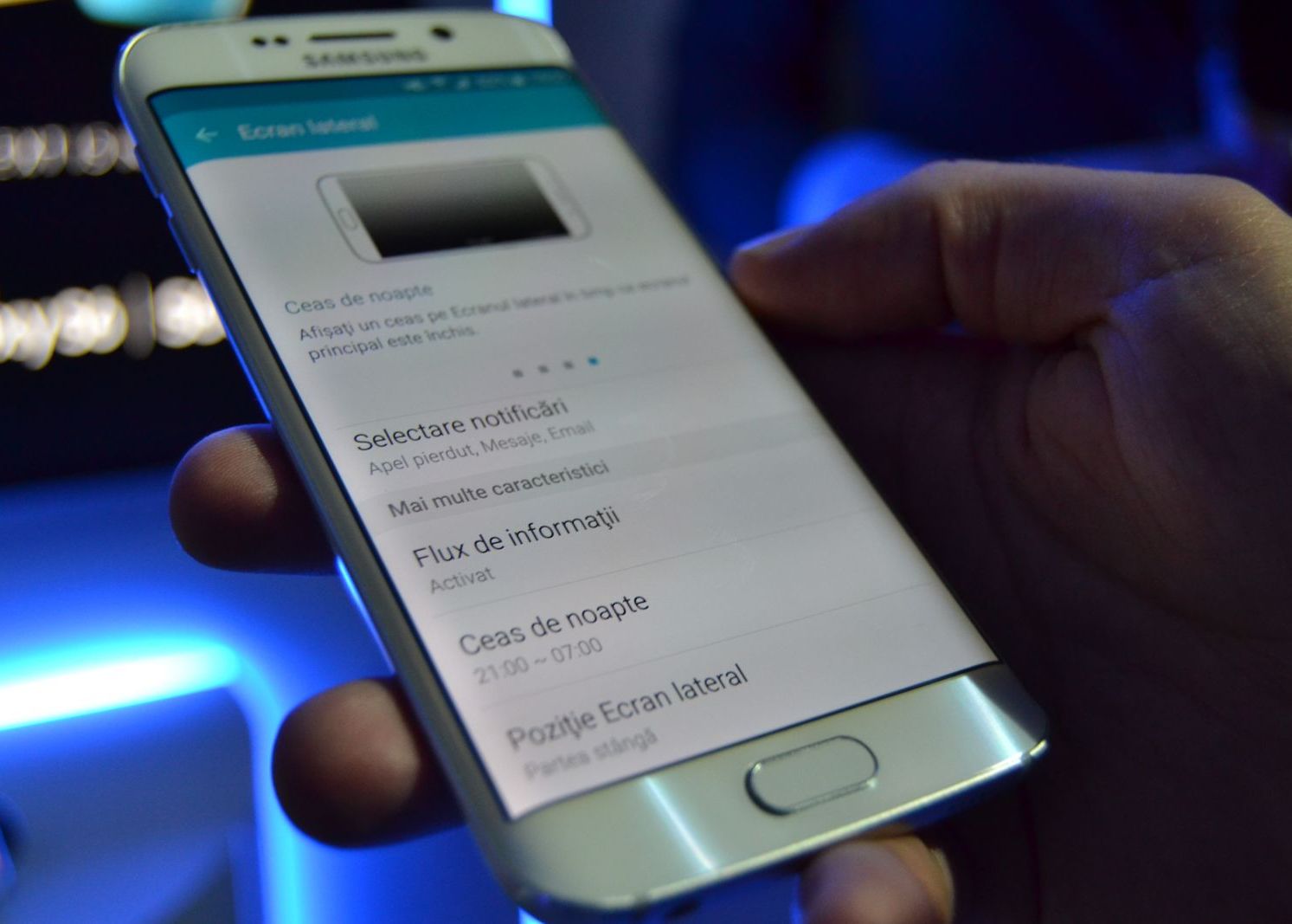 Samsung a dat marea lovitura! Cate telefoane Galaxy S6 si S6 Edge va vinde in acest an Samsung A Dat Marea Lovitura Cate Telefoane Galaxy S6 Si S6 Edge Va Vinde In Acest An