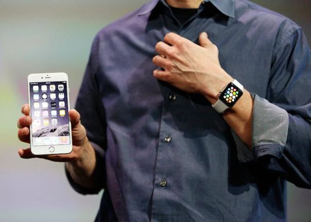 Ce s-ar putea intampla cand primesti un telefon pe Apple Watch VIDEO Ce S Ar Putea Intampla Cand Primesti Un Telefon Pe Apple Watch Video